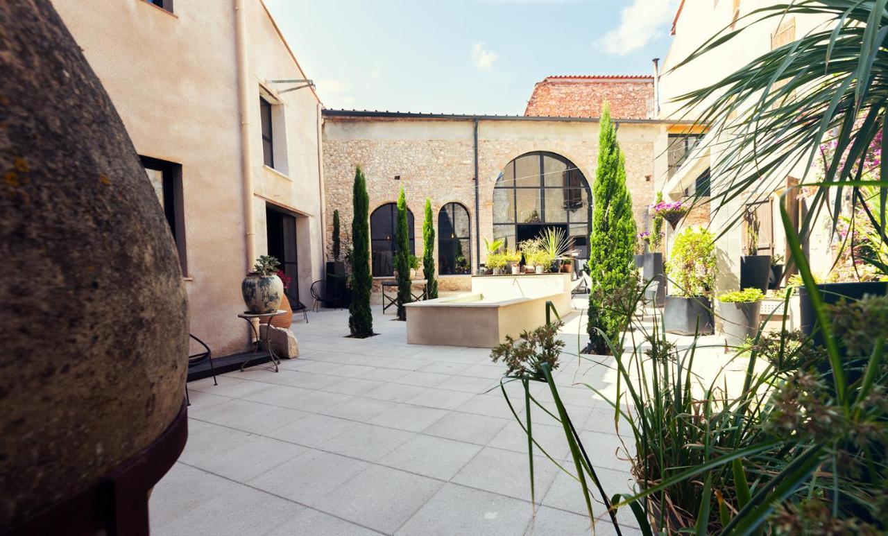 El Pati Bed & Breakfast Thuir Exterior photo